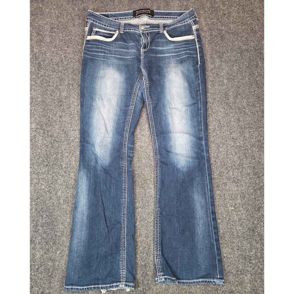 Maurices Premium Bootcut Jeans Womens 18 Long Blue Embellished Pockets - Picture 1 of 9
